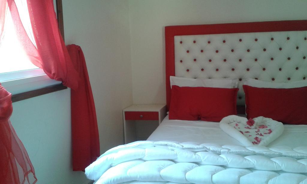 Hotel School Ersat Azrou Exterior photo